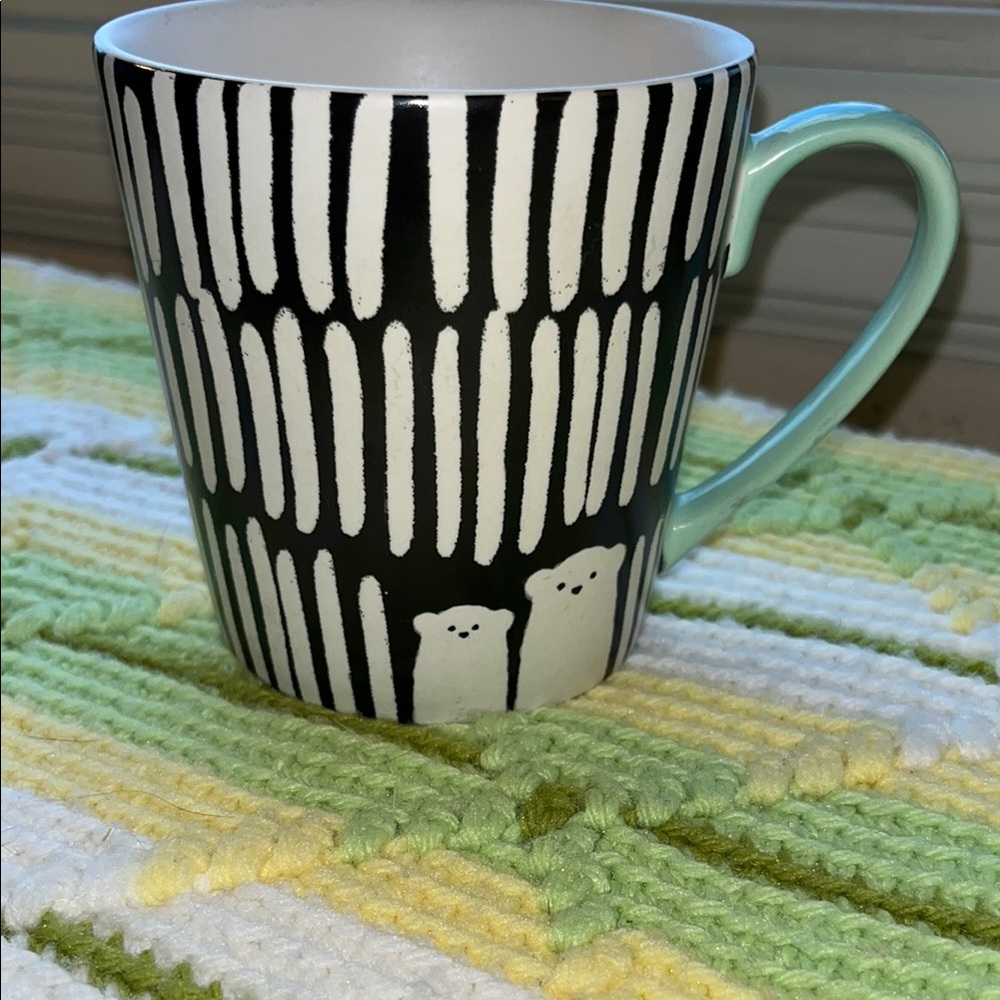 Black and White Polar Bears Patterned Mug Mint Handle 2016
